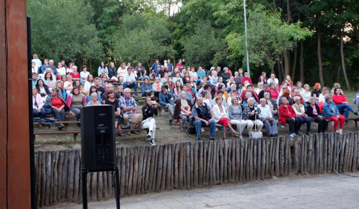 11. fotografia fotogalérie Hosťovanie Tanečného divadla Ifjú Szívek