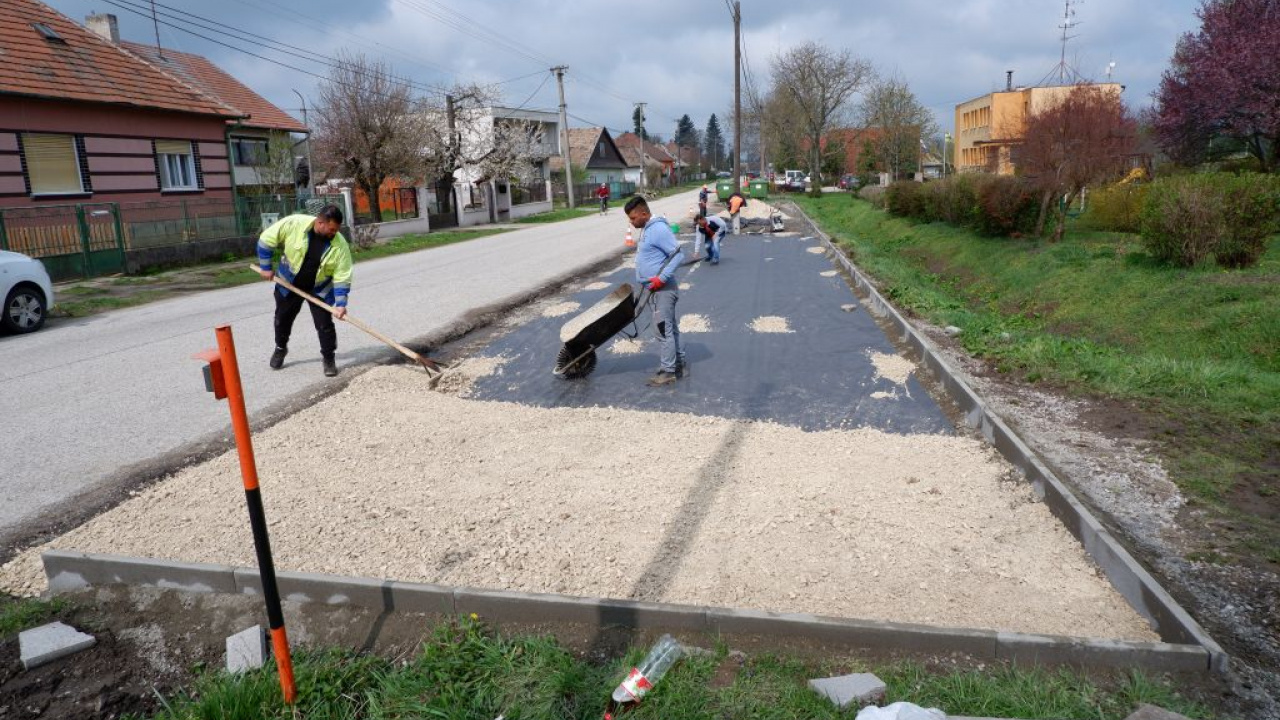 Fotógaléria fotózás Asfaltovanie
