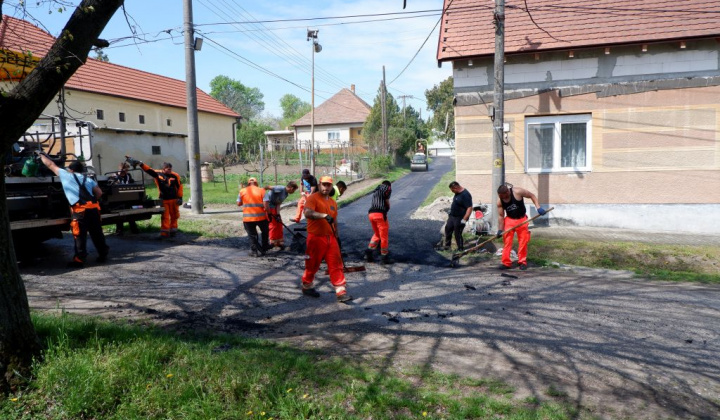 8. fotografia fotogalérie Asfaltovanie