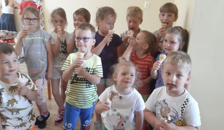 22. fotografia fotogalérie Rozlúčka v materskej škole