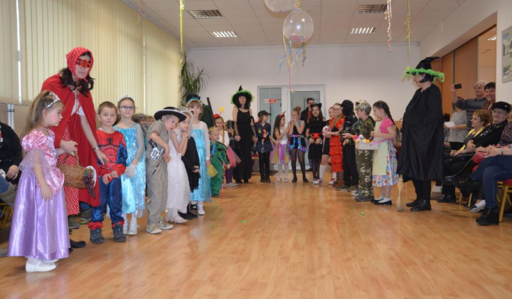 4. fotografia fotogalérie Maškarný ples detí