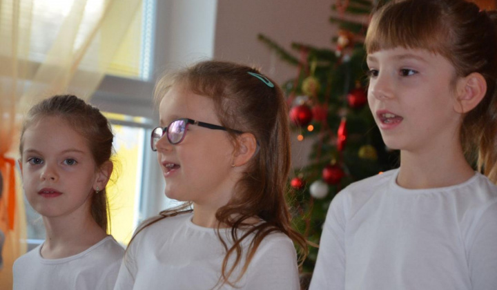 21. fotografia fotogalérie Vianoce v Zš a Mš