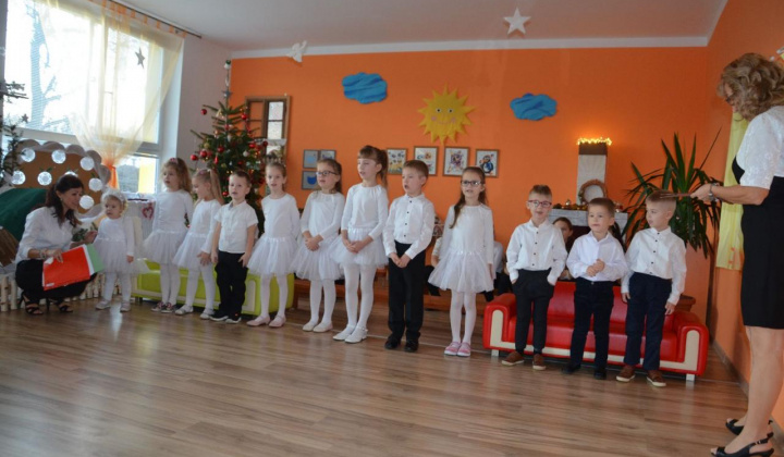 23. fotografia fotogalérie Vianoce v Zš a Mš