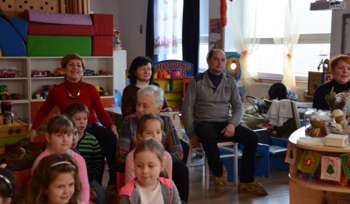 2. fotografia fotogalérie Divadelná scéna v Zš