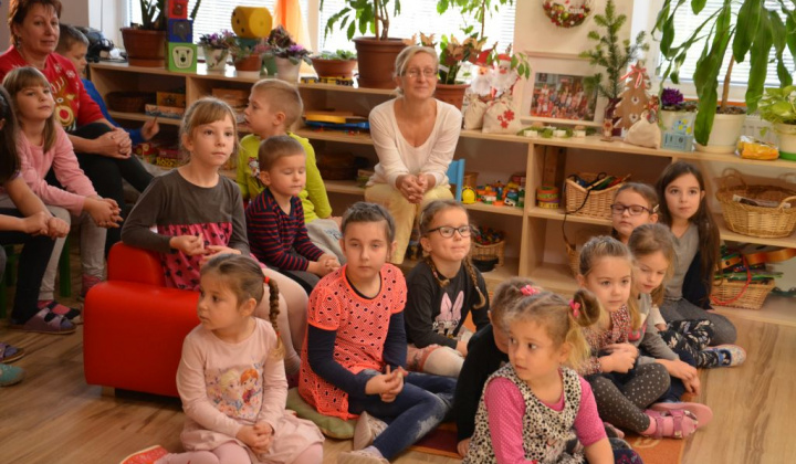 6. fotografia fotogalérie Divadelná scéna v Zš