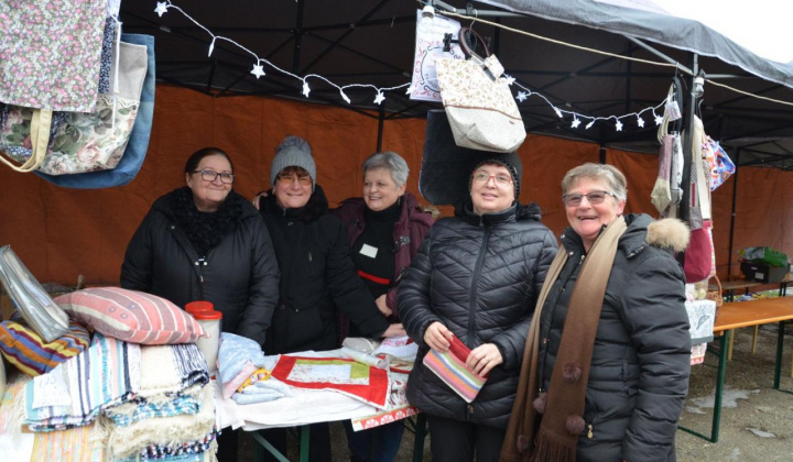 1. fotografia fotogalérie Vianočné trhy a príchod Mikuláša
