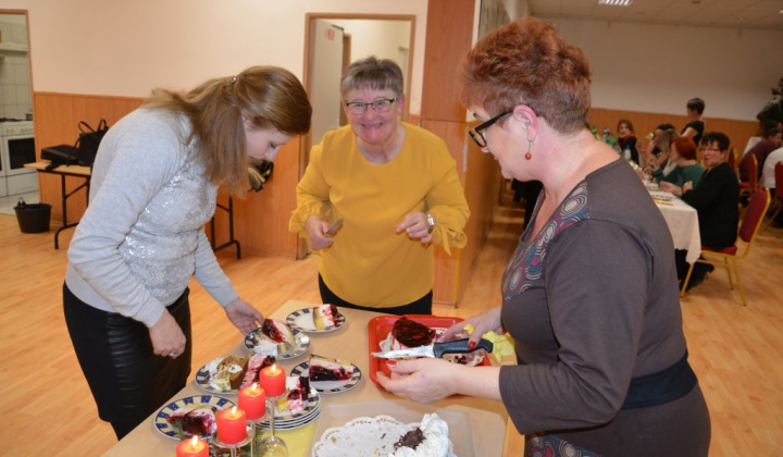 7. fotografia fotogalérie Vianočné posedenie zamestnancov