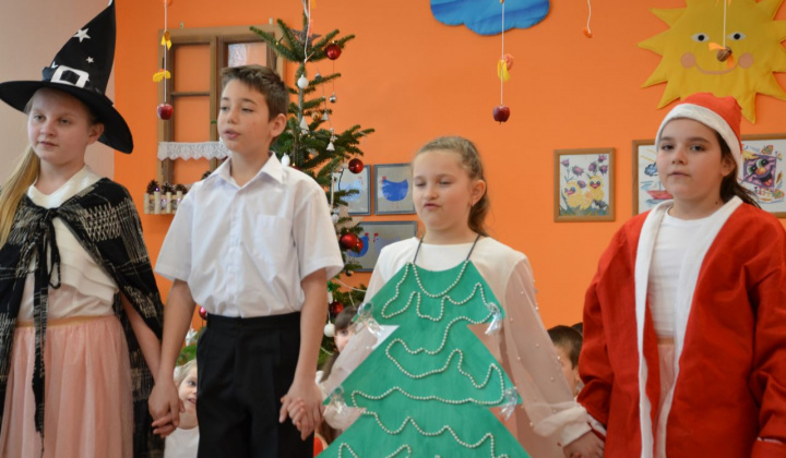 16. fotografia fotogalérie Oslava vianoc v škole a škôlke