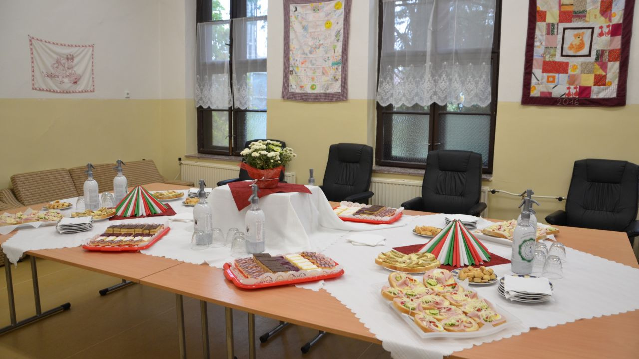 Fotógaléria fotózás Slávnostné odovzdanie zrekonštruovanej budovy Zš a Mš v Novej Vieske