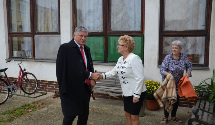 8. fotografia fotogalérie Slávnostné odovzdanie zrekonštruovanej budovy Zš a Mš v Novej Vieske