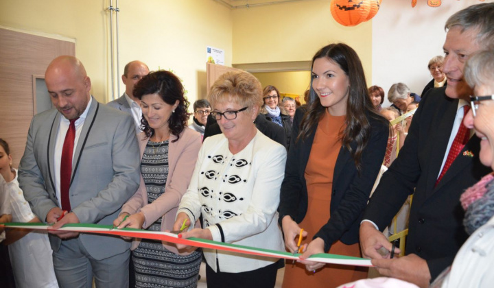 14. fotografia fotogalérie Slávnostné odovzdanie zrekonštruovanej budovy Zš a Mš v Novej Vieske