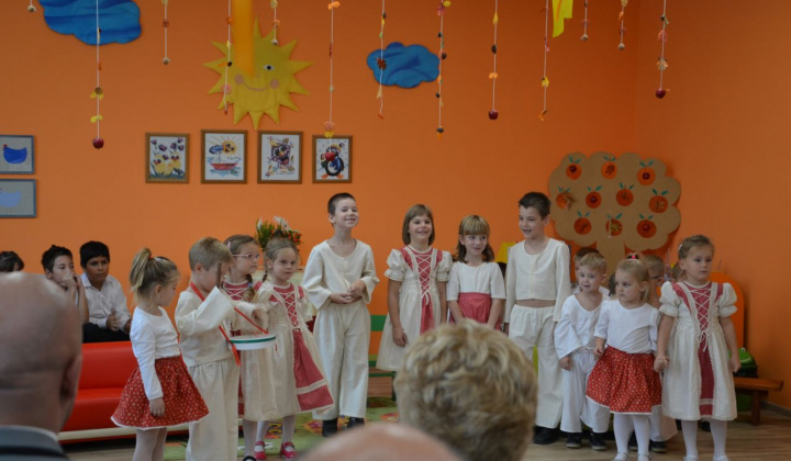 23. fotografia fotogalérie Slávnostné odovzdanie zrekonštruovanej budovy Zš a Mš v Novej Vieske