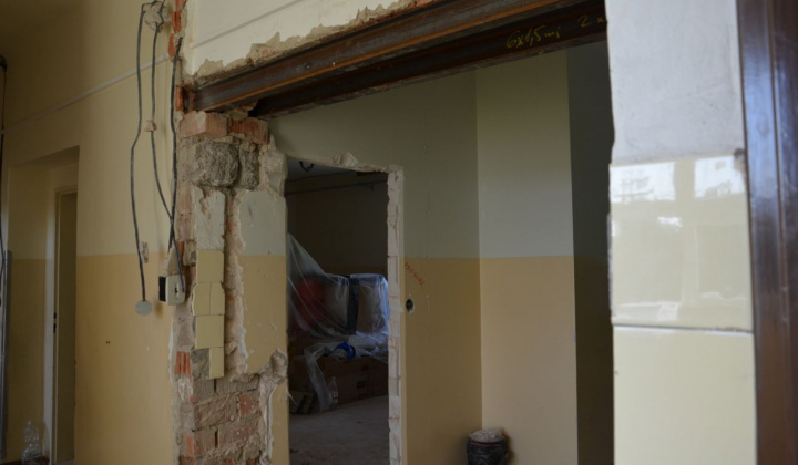 2. fotografia fotogalérie Rekonštrukcia budovy miestnej  školy a škôlky