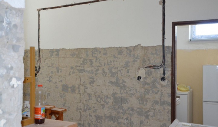 4. fotografia fotogalérie Rekonštrukcia budovy miestnej  školy a škôlky