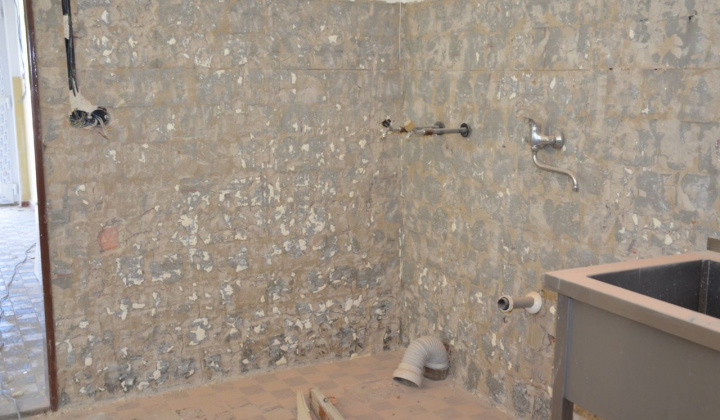 5. fotografia fotogalérie Rekonštrukcia budovy miestnej  školy a škôlky