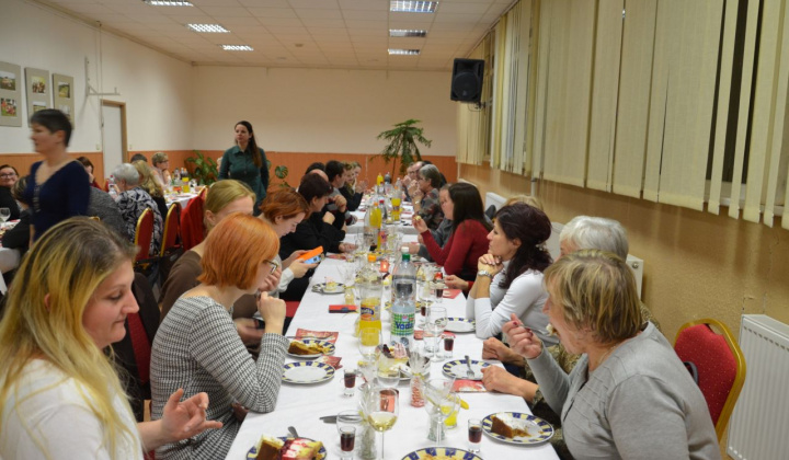 2. fotografia fotogalérie Ukončenie roka - zamestnanci obce