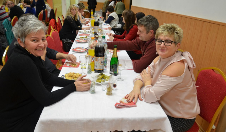 5. fotografia fotogalérie Ukončenie roka - zamestnanci obce