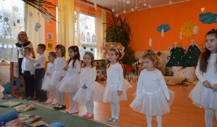 14. fotografia fotogalérie Vianočný večierok v základnej škole a škôlke