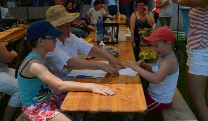 10. fotógaléria fotózás Deň detí