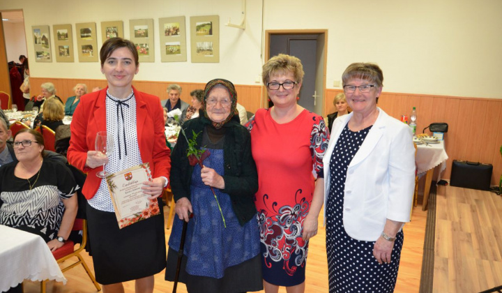 11. fotógaléria fotózás Oslava jubilantov