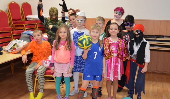 12. fotografia fotogalérie Maškarný ples