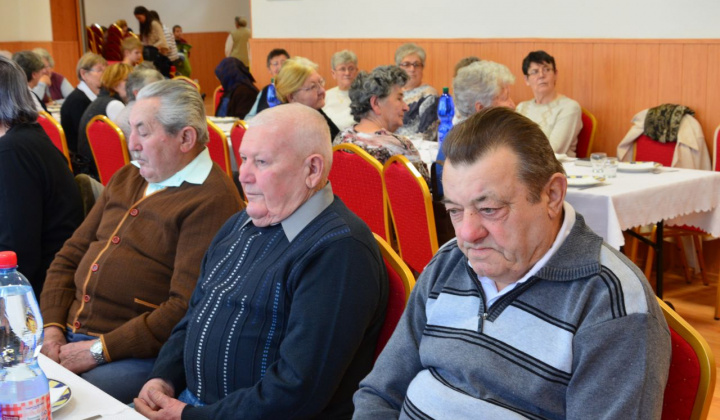 13. fotografia fotogalérie Ukončenie roka - klub dôchodcov