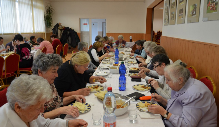 24. fotografia fotogalérie Ukončenie roka - klub dôchodcov