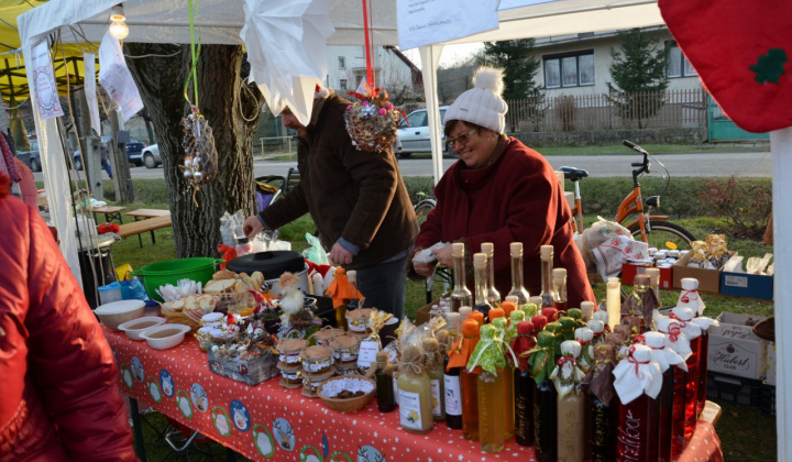 10. fotografia fotogalérie Miestne vianočné trhy a Mikuláš