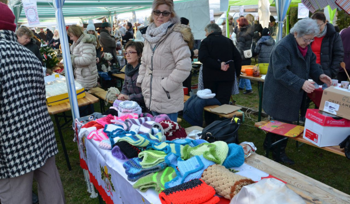 22. fotografia fotogalérie Miestne vianočné trhy a Mikuláš