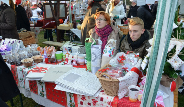 24. fotografia fotogalérie Miestne vianočné trhy a Mikuláš