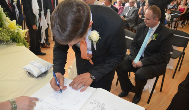 9. fotografia fotogalérie Svadobný obrad v KC