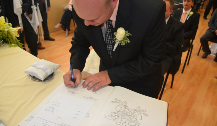 10. fotografia fotogalérie Svadobný obrad v KC