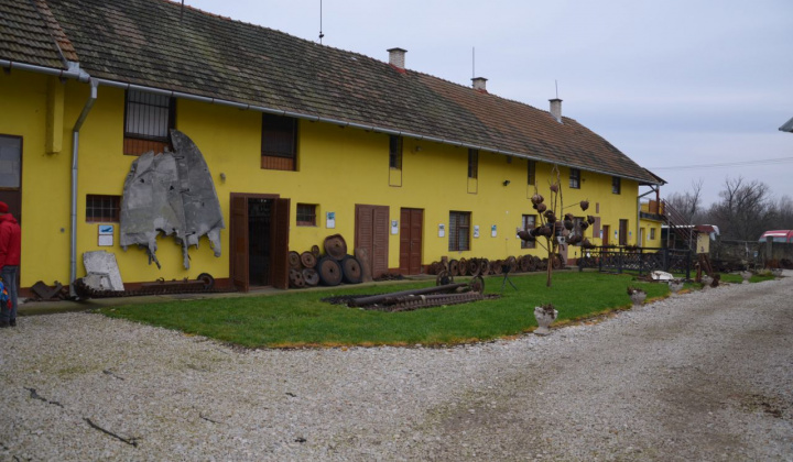 15. fotografia fotogalérie Návšteva súkromného múzea II.svetovej vojny - Pohronský Ruskov