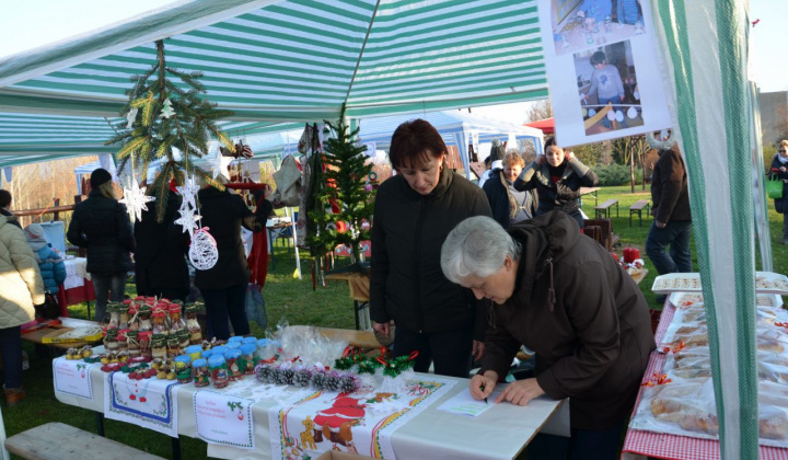 21. fotografia fotogalérie Miestne vianočné trhy a Mikuláš