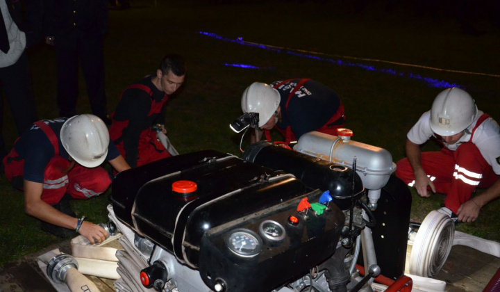 11. fotografia fotogalérie Nočná súťaž dobrovoľných hasičov v Novej Vieske