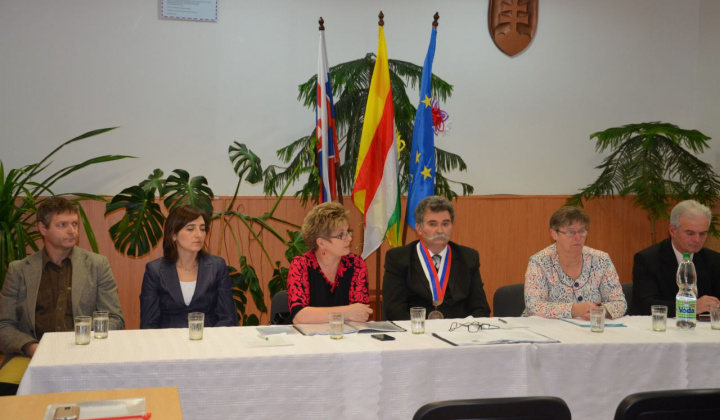 4. fotografia fotogalérie Ustanovujúce zasadnutie