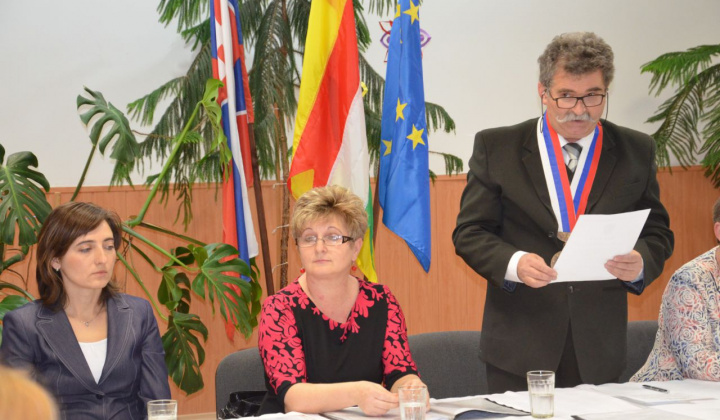 8. fotografia fotogalérie Ustanovujúce zasadnutie