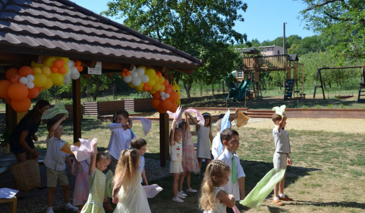 13. fotografia fotogalérie Rozlúčka so škôlkou