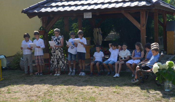 4. fotografia fotogalérie Ukončenie roka v škole