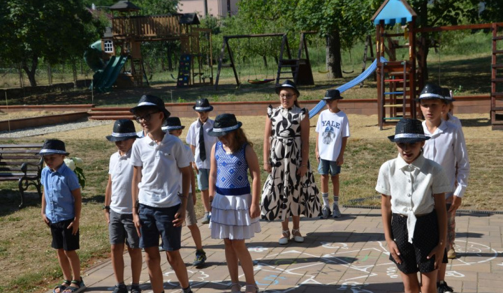 15. fotografia fotogalérie Ukončenie roka v škole