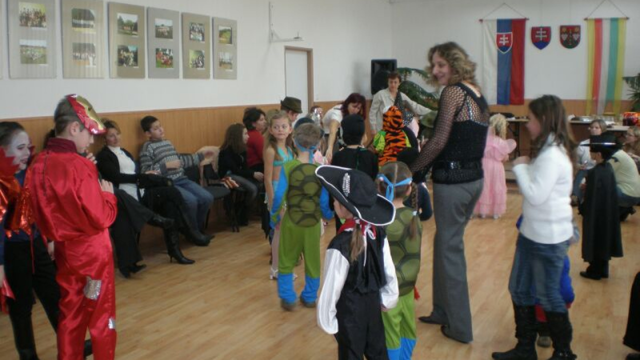 Fotografia fotogalérie Maškarný ples