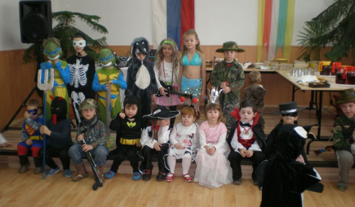 4. fotografia fotogalérie Maškarný ples