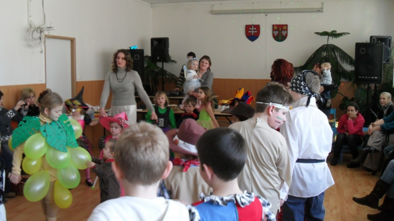 Fotografia fotogalérie Maškarný ples