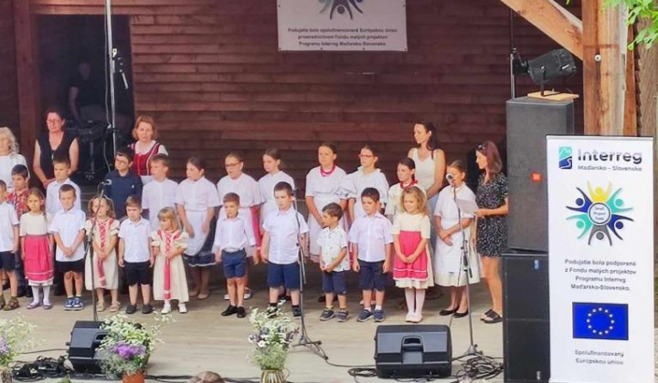 6. fotógaléria fotózás Projekty / Naše tradície a hodnoty bez hraníc - foto