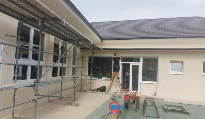 16. fotografia fotogalérie Projekty / Rekonštrukcia budovy - Denný stacionár HUMANITY Nová Vieska - foto