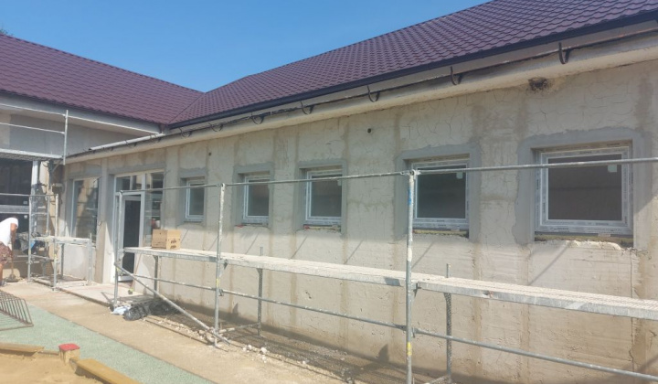 28. fotografia fotogalérie Projekty / Rekonštrukcia budovy - Denný stacionár HUMANITY Nová Vieska - foto