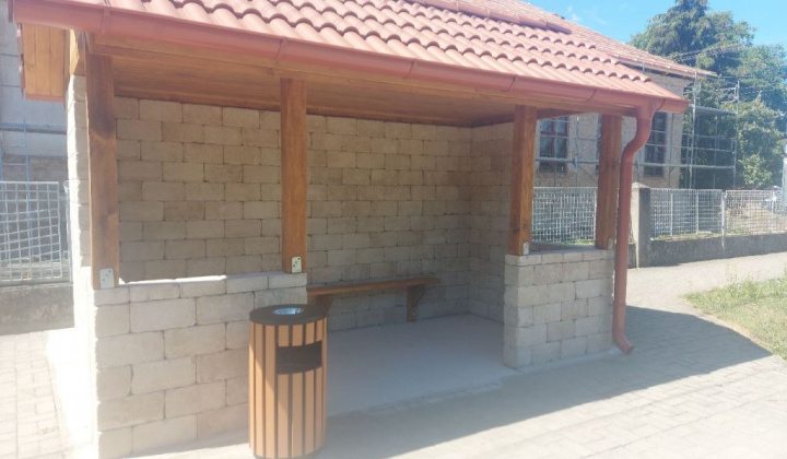 8. fotógaléria fotózás Projekty / Rekonštrukcia autobusových zastávok - foto