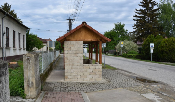 11. fotógaléria fotózás Projekty / Rekonštrukcia autobusových zastávok - foto
