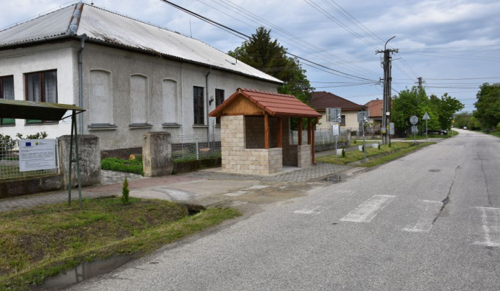 16. fotógaléria fotózás Projekty / Rekonštrukcia autobusových zastávok - foto