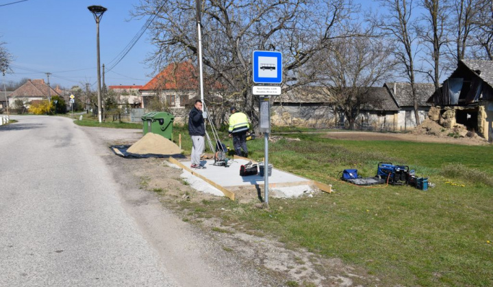 30. fotógaléria fotózás Projekty / Rekonštrukcia autobusových zastávok - foto